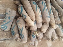 Yams Yams species called Parkistan. The size is for eating but smaller sizes can be cultivated.jpg