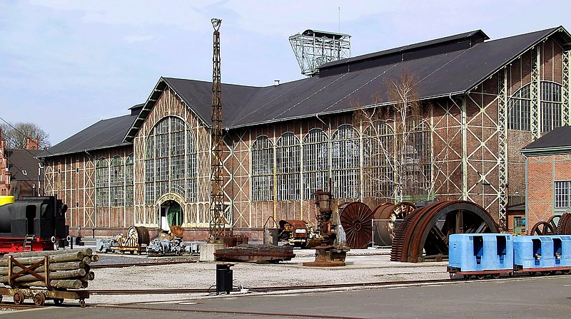 File:Zeche Zollern Dortmund - Maschinenhalle.jpg