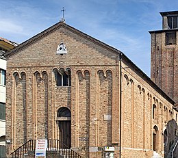 (Trévise) Baptistère de San Giovanni.jpg