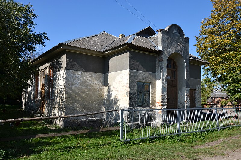 File:Народний дім у Селиськах (01).jpg