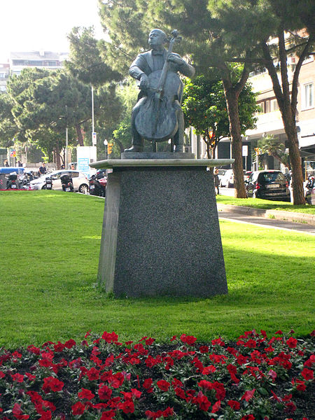 File:001 Monument a Pau Casals, de Josep Viladomat.jpg