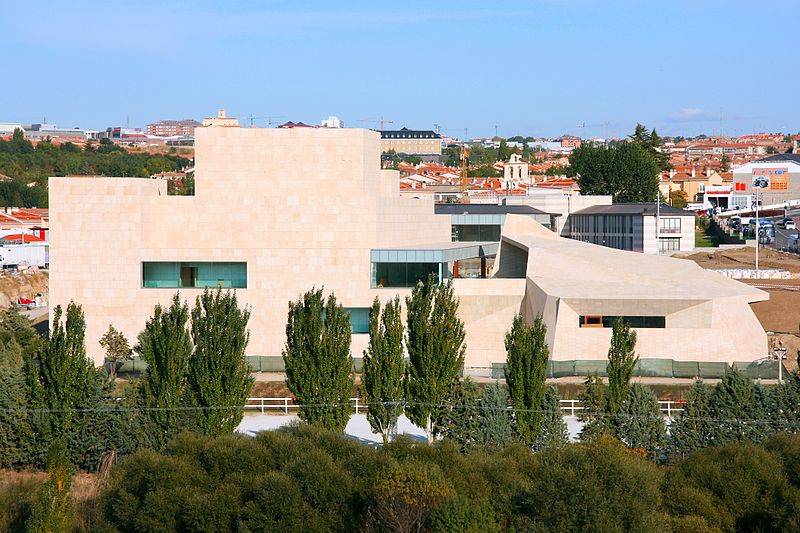 File:009 Avila, Spain - Lienzo Norte Conference and Exhibition Centre.jpg