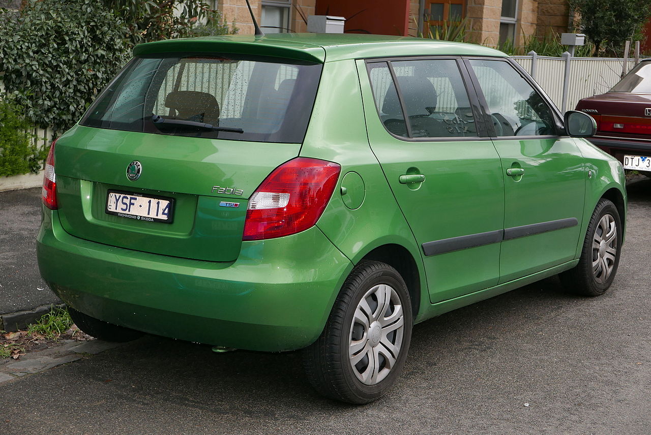 Image of 2011 Škoda Fabia (5JF) 77TSI hatchback (2015-07-15) 02