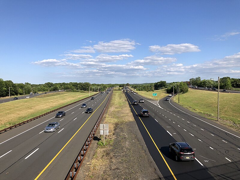 File:2021-05-27 17 36 52 View south along New Jersey State Route 444 (Garden State Parkway) from the overpass for Monmouth County Route 3 (Lloyd Road) in Hazlet Township, Monmouth County, New Jersey.jpg