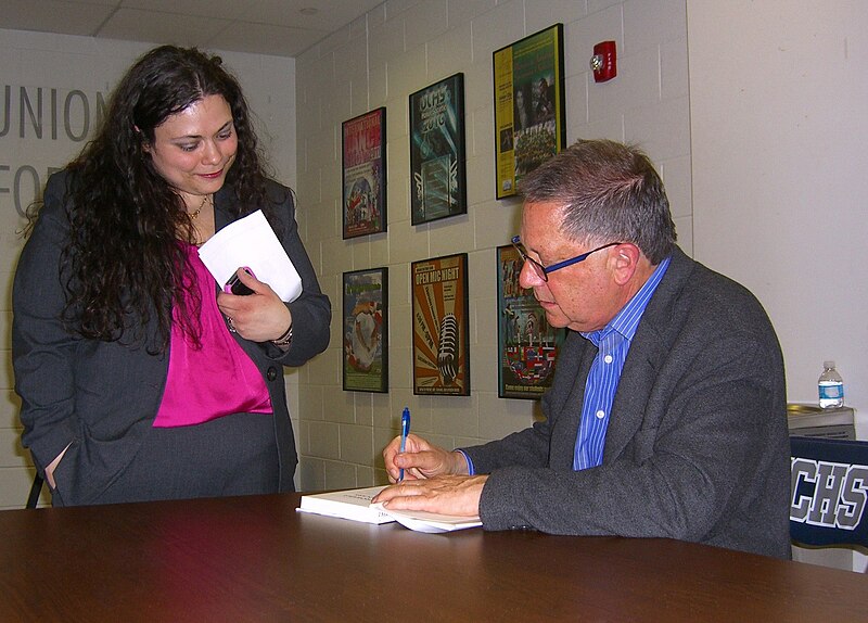 File:3.26.13DavidKirpSigningByLuigiNovi34.jpg