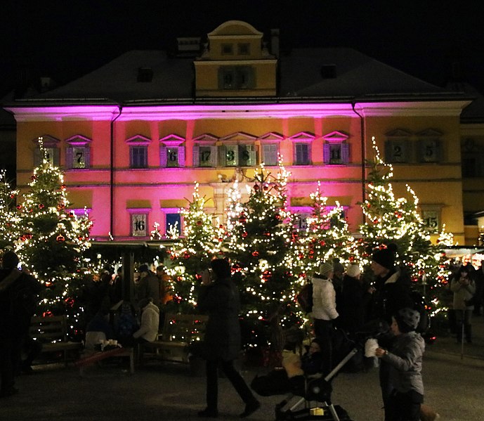 File:Adventzauber Hellbrunn 09.jpg