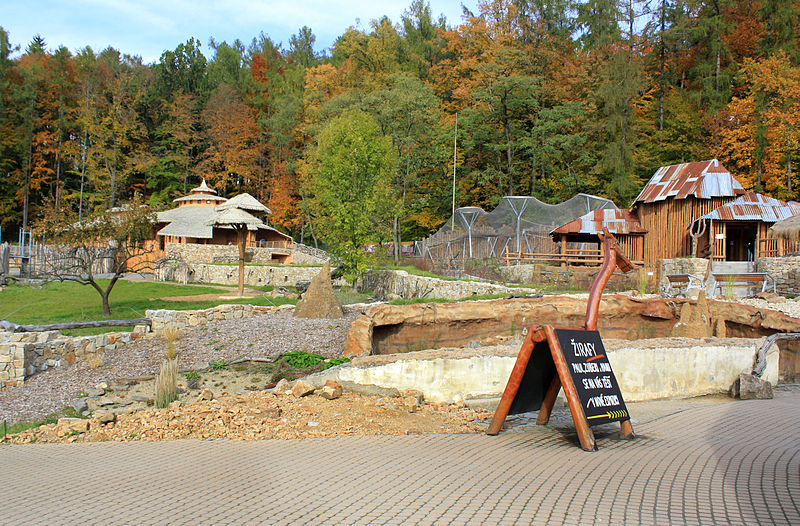 File:African expositions, Zoo Jihlava.jpg