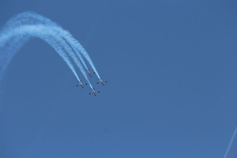 File:Air Force Fly By on Tel Aviv Beach 2016 IMG 9158.JPG