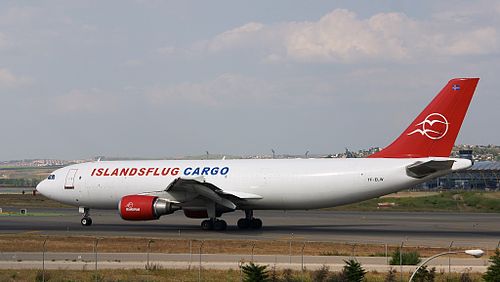 C 300 600. Аэробус а300. Airbus a300-600r. Аэробус а300-600. Airbus a300-Cargo.