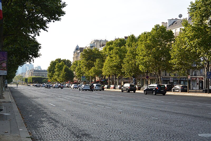 File:Avenue de la Grande-Armée (9636096781).jpg