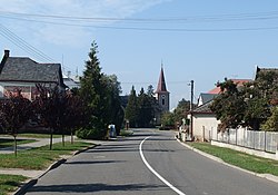 Babice (OL), hlavni ulice.jpg