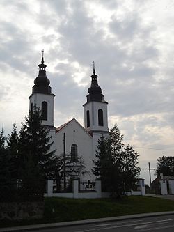 Bakałarzewo - kościół katolicki.jpg