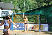 Deutsch: Beachhandball Europameisterschaften 2019 (Beach handball Euro); Tag 4: 5. Juli 2019 – Frauen, Viertelfinale, Niederlande-Griechenland 2:1 (25:12, 18:24, 7:6) English: Beach handball Euro; Day 4: 5 July 2019 – Quarter Final Women – Netherlands-Greece 2:1 (25:12, 18:24, 7:6)