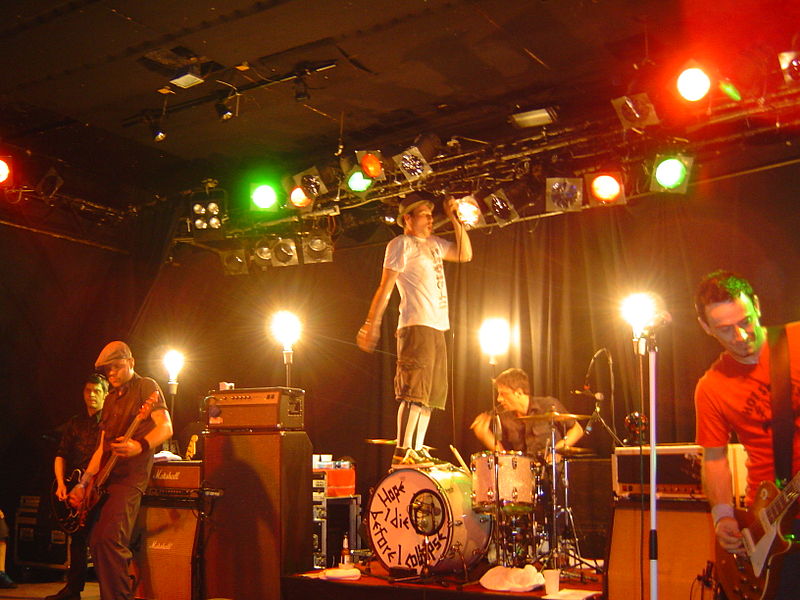 File:Beatsteaks Batschkapp.jpg