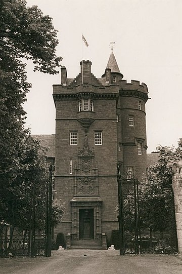 Datei:Beaufort_Castle_-_geograph.org.uk_-_853030.jpg