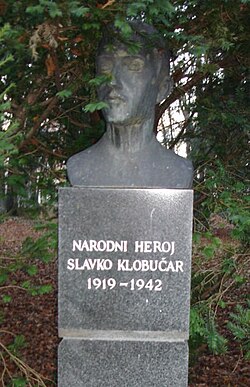 Памятник Славко Клобучару в Делнице