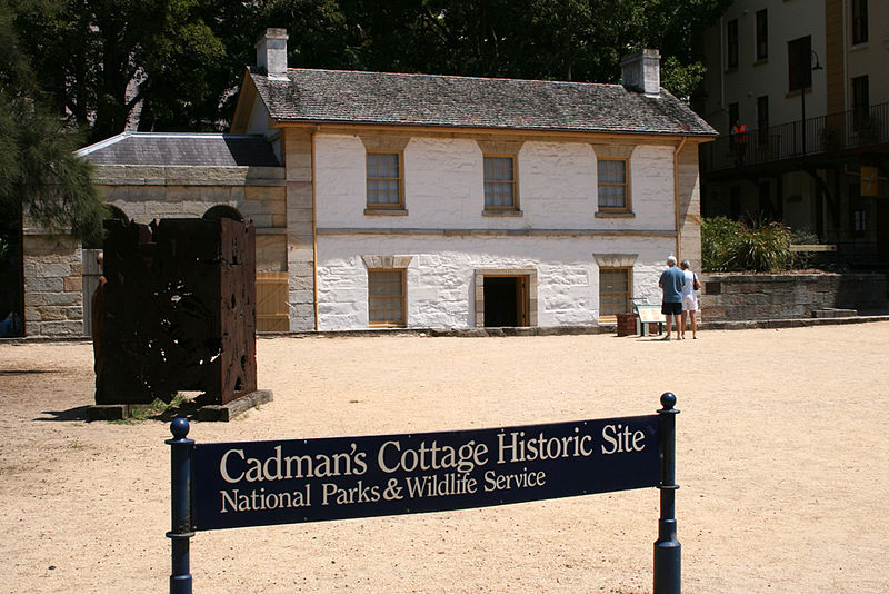 File:CadmansCottage 9223.jpg