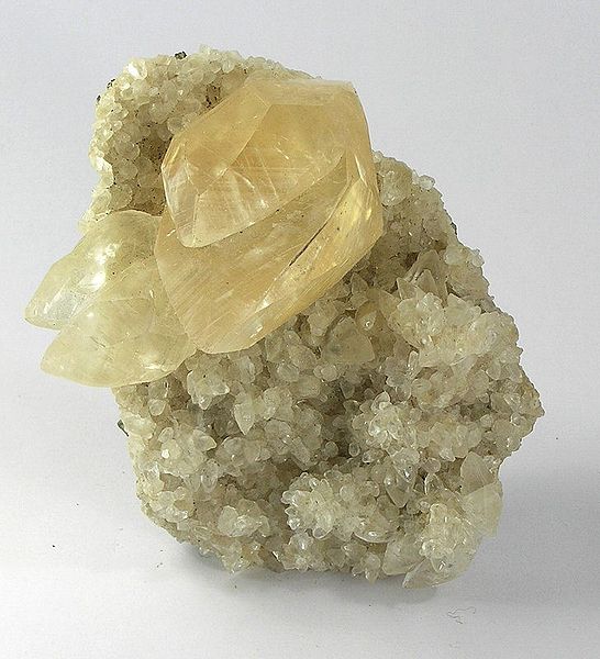 File:Calcite-169986.jpg