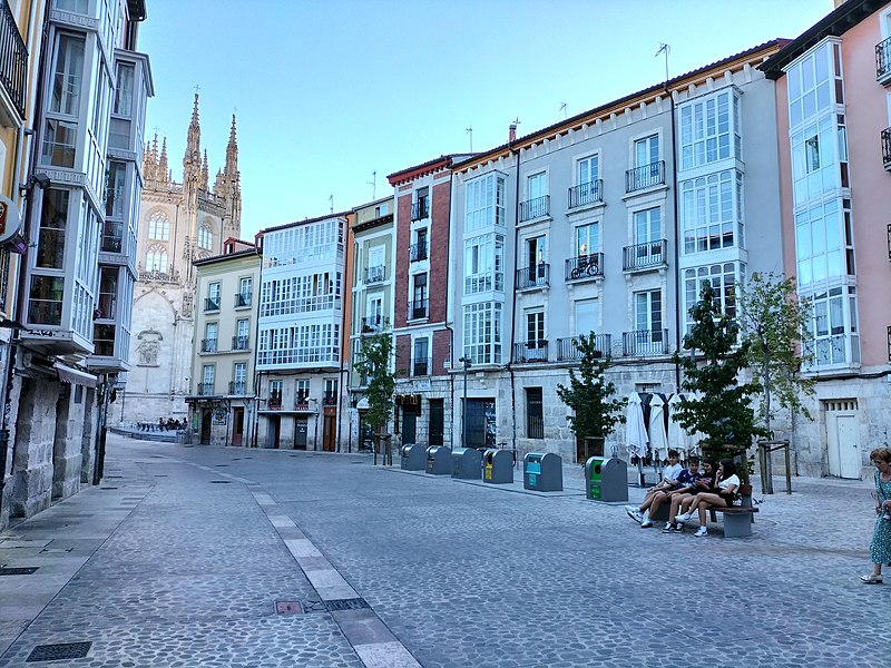 File:Calle Llana de Afuera.jpg