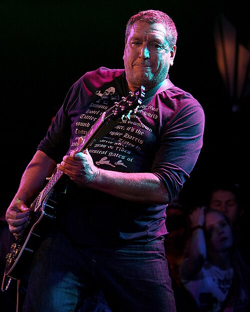 Steve Jones performing with Camp Freddy in 2008