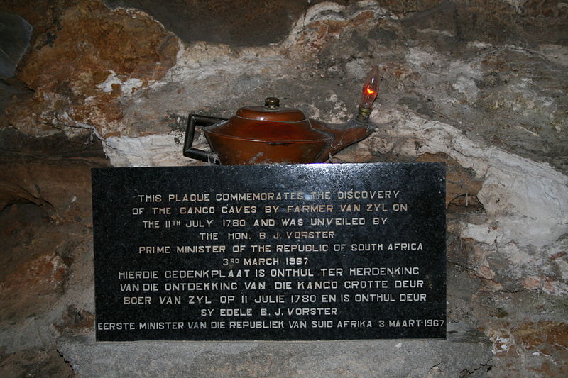 File:Cango Caves-Commemorative Plaque-001.JPG