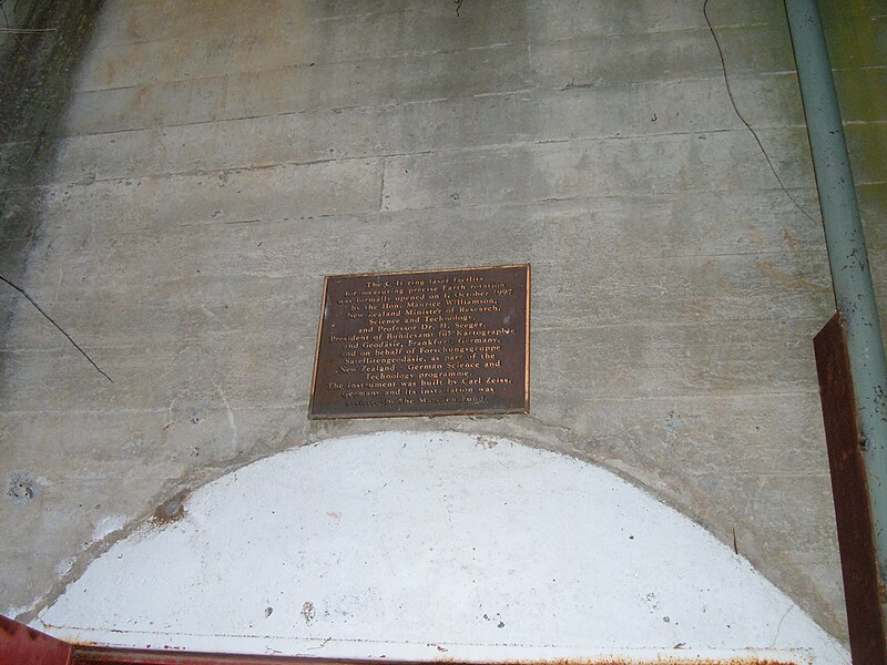 File:Cashmere Caverns plaque.JPG