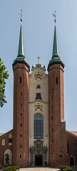 File:Catedral de Oliwa, Gdansk, Polonia, 2013-05-21, DD 14.jpg