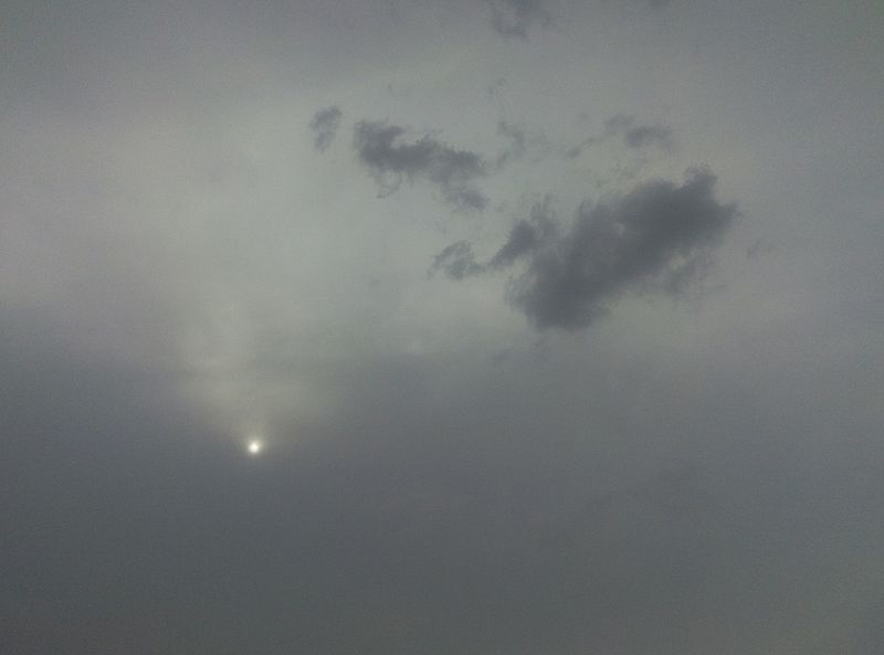 File:Cloud and sun in evening.jpg