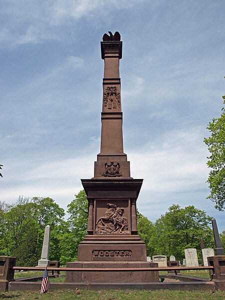 File:David Woosters Monument.JPG