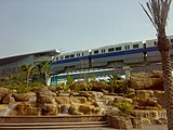 Monorail komt aan bij het eindstation Atlantis Aquaventure