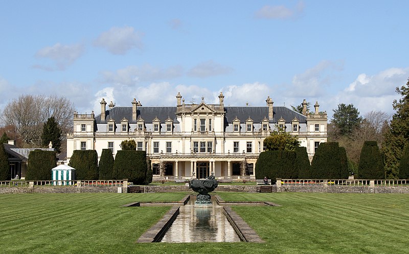 File:Dyffryn House 5 (17177050775).jpg