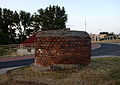 Čeština: Nejspíše bunkr nedaleko hlavního nádraží v Dzierżoniówě, Polsko English: Most likely a bunker, situated next to the main train station in Dzierżoniów, Poland