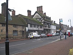 Byggnader från 1300-talet på High Street i East Grinstead