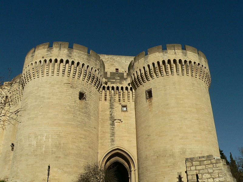 File:Entrée du fort Saint André.jpg