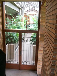 Entrance to the conservatory from the pergola