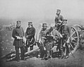 Fenton, Roger - Offiziere und Kanonenwagen (Zeno Fotografie).jpg