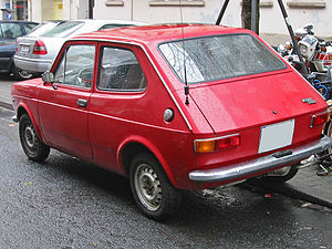 SEAT 127 2 portes sans hayon vue arrière