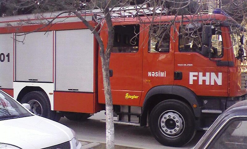 File:Fire truck, Baku.jpg