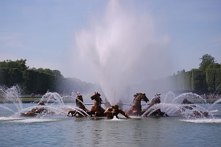 Szökőkút a Parc de Versailles -ban (2519408544) .jpg