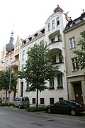 Apartment building in closed development