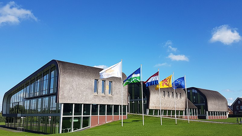 Het gemeentehuis van Midden-Delfland, Schipluiden