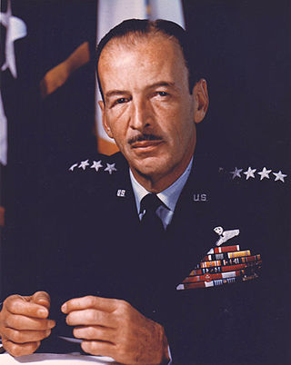 <span class="mw-page-title-main">Laurence S. Kuter</span> United States Air Force general