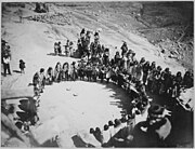 Danza de mujeres Hopi, 1879, Oraibi, Arizona, foto de John K. Hillers