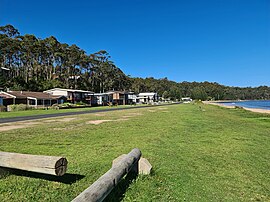 Houses at Long Beach, New South Wales.jpg