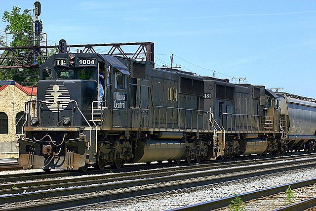 Two Illinois Central EMD SD70s lead a train at Homewood, Illinois