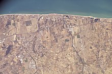 Loreto e Porto Recanati viste dalla stazione spaziale internazionale (estate 2007)