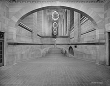 Wide ramps in the terminal, seen empty c. 1913