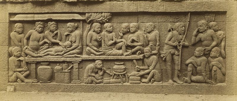 File:KITLV 40066 - Kassian Céphas - Relief of the hidden base of Borobudur - 1890-1891.jpg