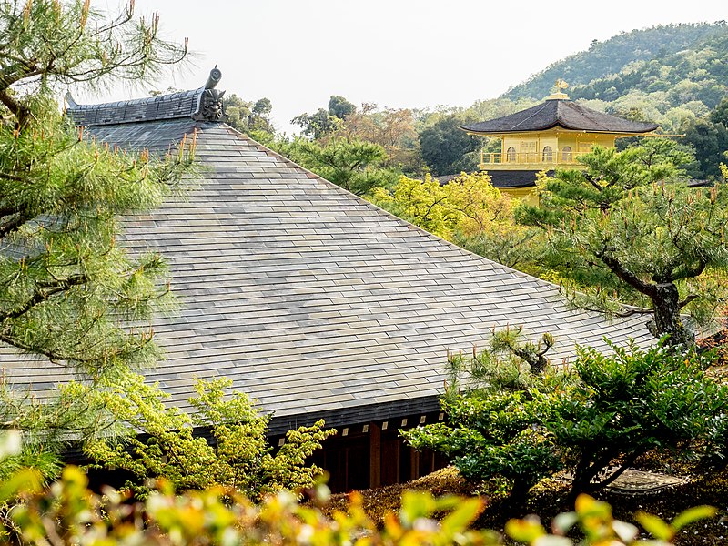 File:Kinkakuji Temple through the Trees - Kyoto (27311143767).jpg