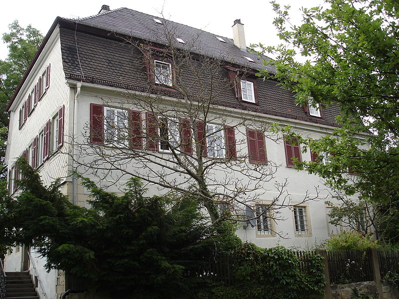 File:Kornwestheimpfarrhaus.JPG